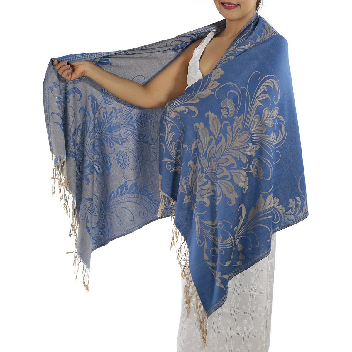 Patterned Blue Pashmina: image 1